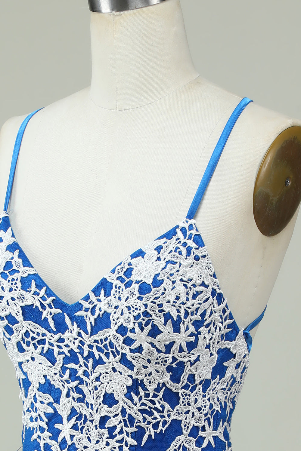 Spaghetti Straps Blue Sheath Homecoming Dress With Appliques V-neck