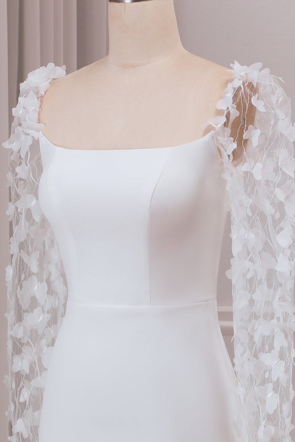 Ivory Trumpet Sweep Train Long Sleeves Bridal Dress with 3D Appliques Sexy