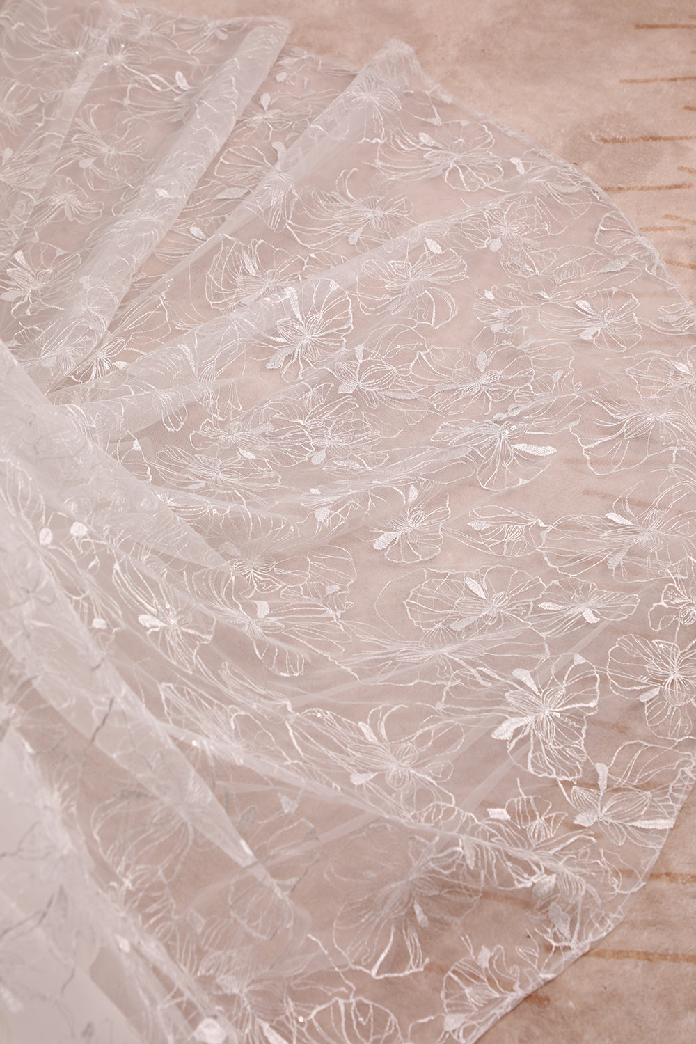 Ivory A Line Spaghetti Straps Lace Chapel Train Sparkly Bridal Dresses With Slit V-neck