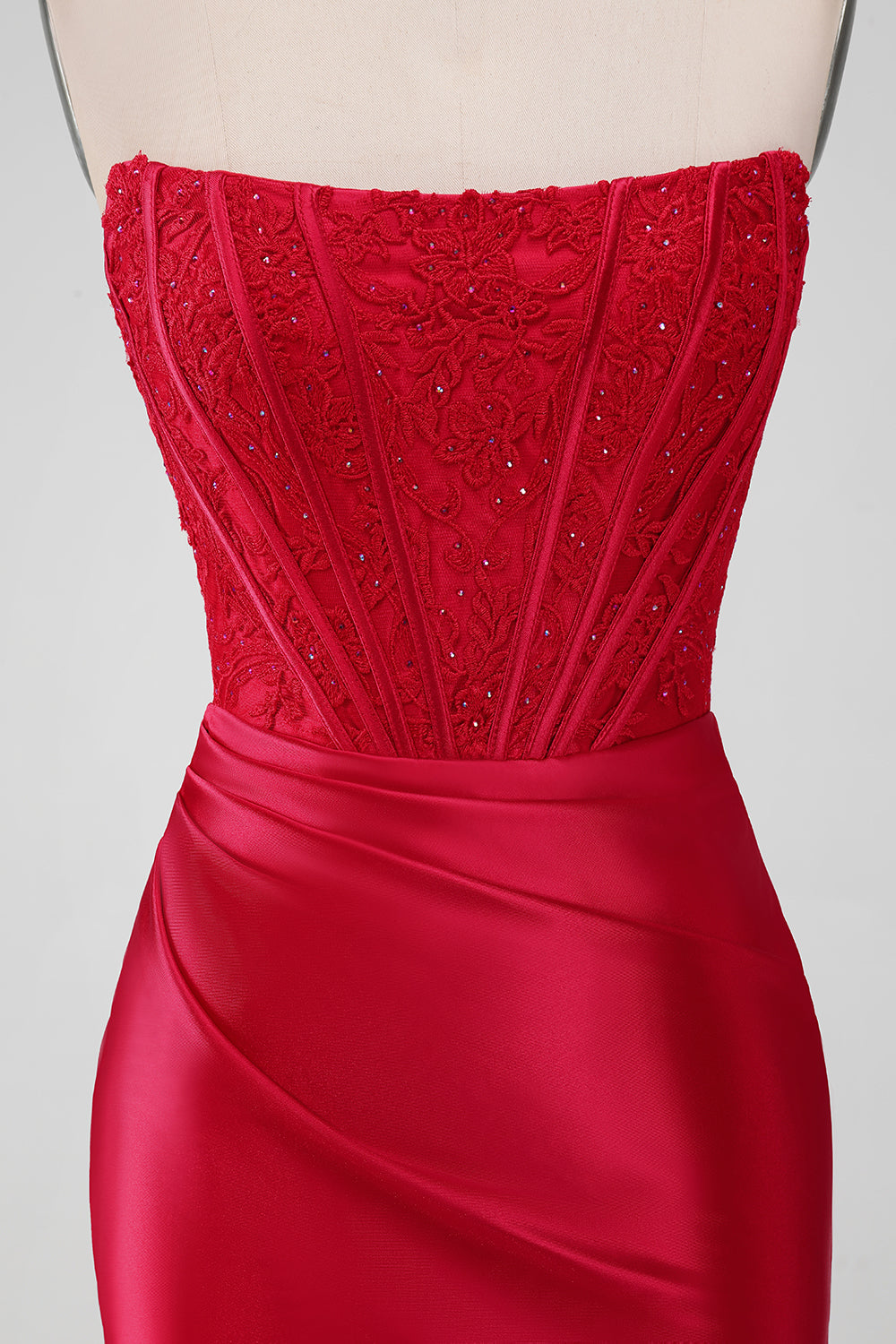 Sparkly Red Bodycon Strapless Pleated Corset Short Homecoming Dress With Beading Sexy