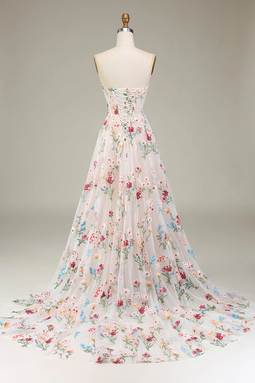 Tulle Train Long Wedding Dress with Embroidery With Flower