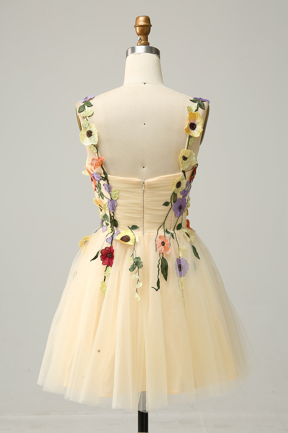 Champagne A Line Spaghetti Straps Short Homecoming Dress with Appliques With Flowers