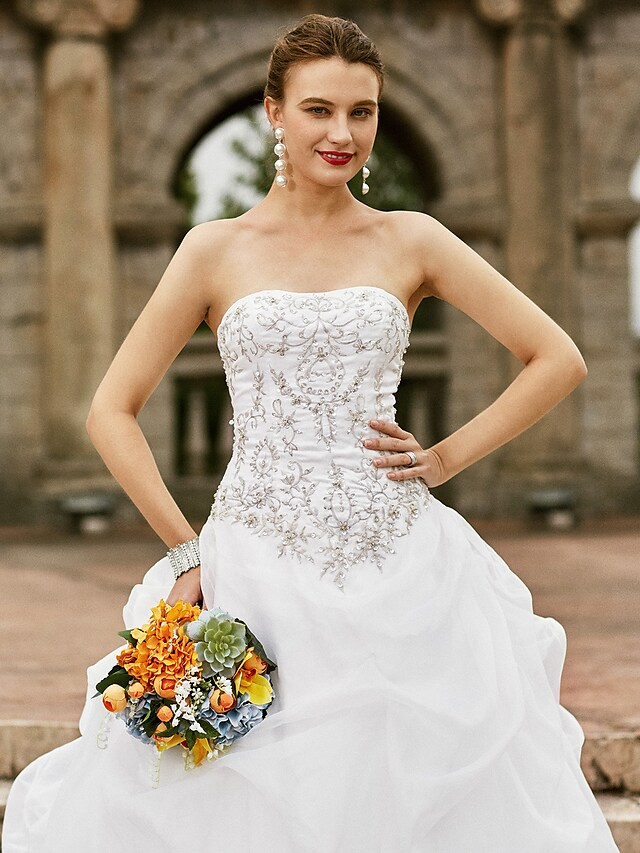 Ball Gown Wedding Dresses Strapless Court Train Organza Strapless Country Romantic Plus Size with Pick Up Skirt