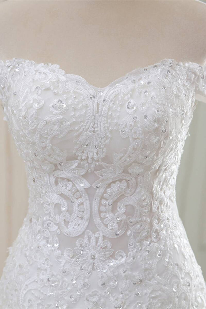 White Lace Off-the-Shoulder Trumpet Long Wedding Dress Beautiful