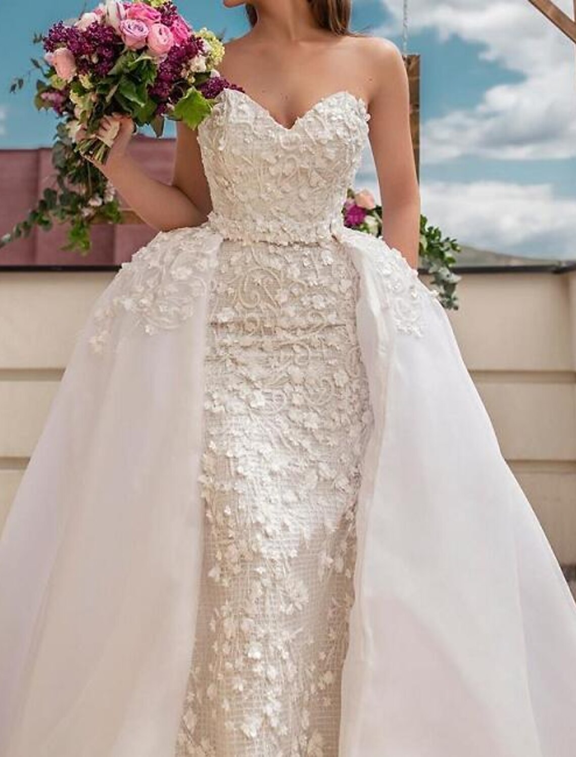 Ball Gown Strapless Floor-Length Lace Wedding Dress Off Shoulder