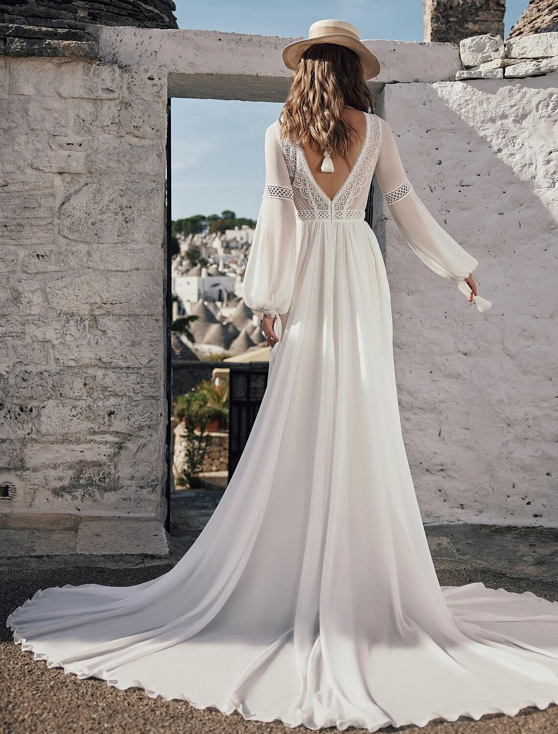 A-Line/Princess V-Neck Floor-Length Lace Wedding Dress Sexy