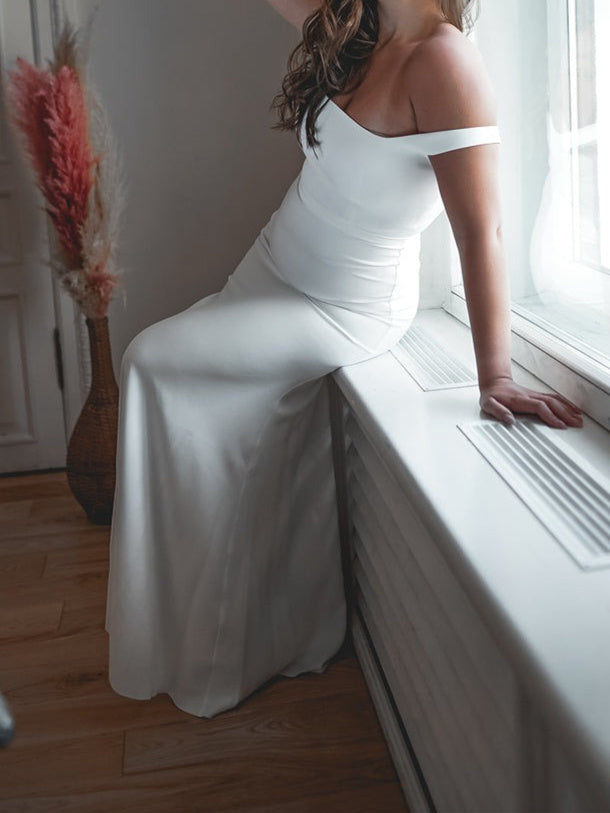 Trumpet/Mermaid Square Neck Floor-Length Wedding Dress Sexy