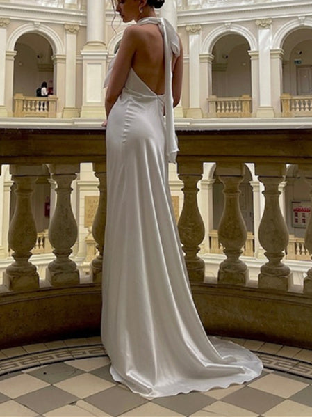 Trumpet/Mermaid Halter Floor-Length Wedding Dress Open Back