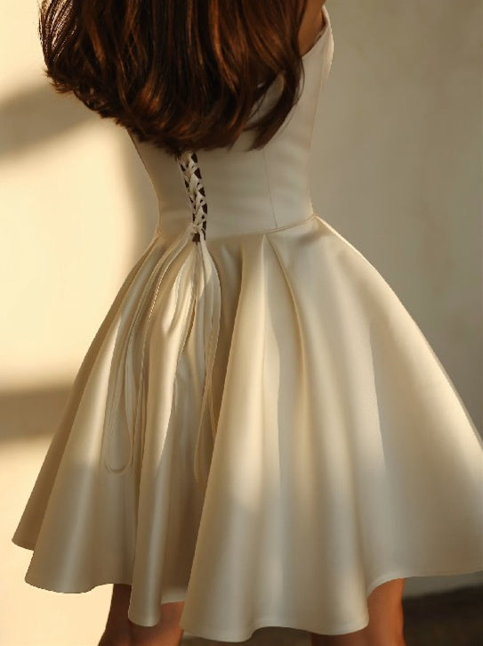 A-Line/Princess Strapless Short Satin Wedding Dress With Pockets Sexy
