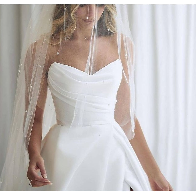 A-Line/Princess Sweetheart Wedding Dresses Court Train With Split Front Sexy