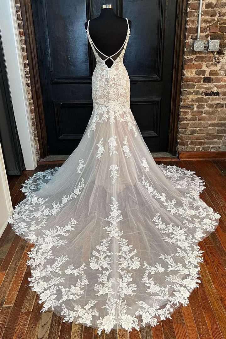 Off-White Appliques Backless Trumpet Long Wedding Dress V-neck