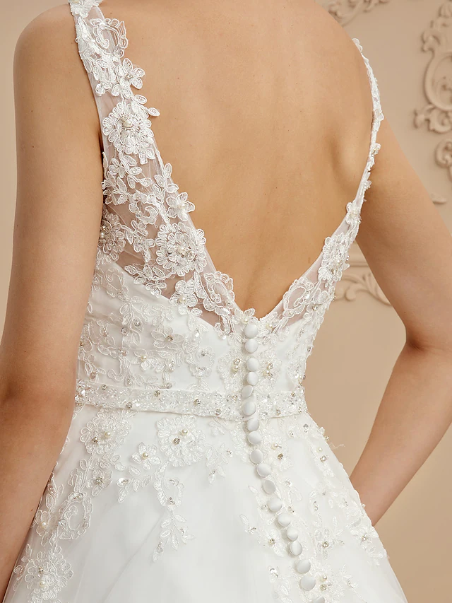 Ball Gown Wedding Dresses V Neck Court Train Tulle Beaded Lace Lace Over Tulle Spaghetti Strap Glamorous Illusion Detail Backless with Beading