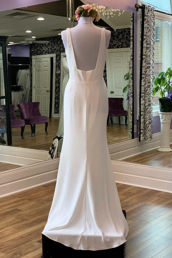 White V-Neck Square Back Long Bridal Gown Pure Color