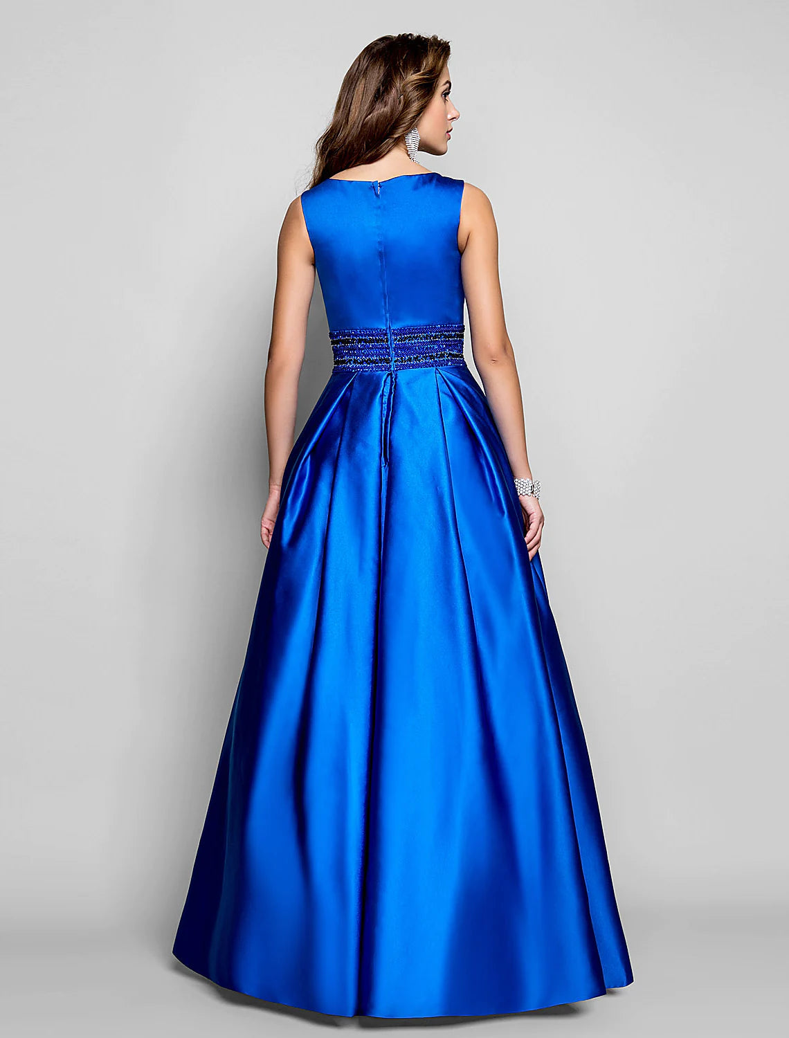 A-Line Elegant Dress Wedding Guest Floor Length Sleeveless Boat Neck Pocket Satin