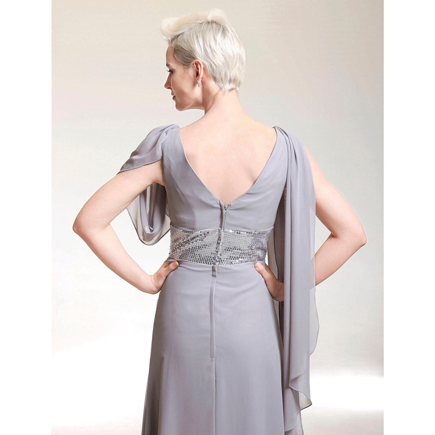 Sheath / Column Celebrity Style Dress Formal Evening Floor Length Short Sleeve V Neck Chiffon with Criss Cross