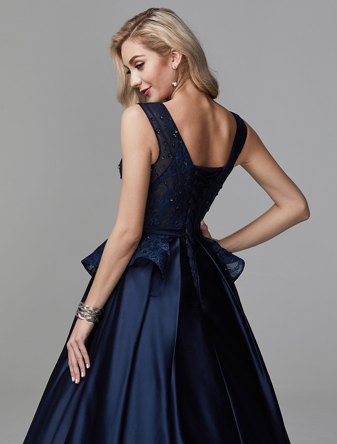 Ball Gown Peplum Quinceanera Formal Evening Dress V Neck Sleeveless Floor Length Lace with Bow(s)