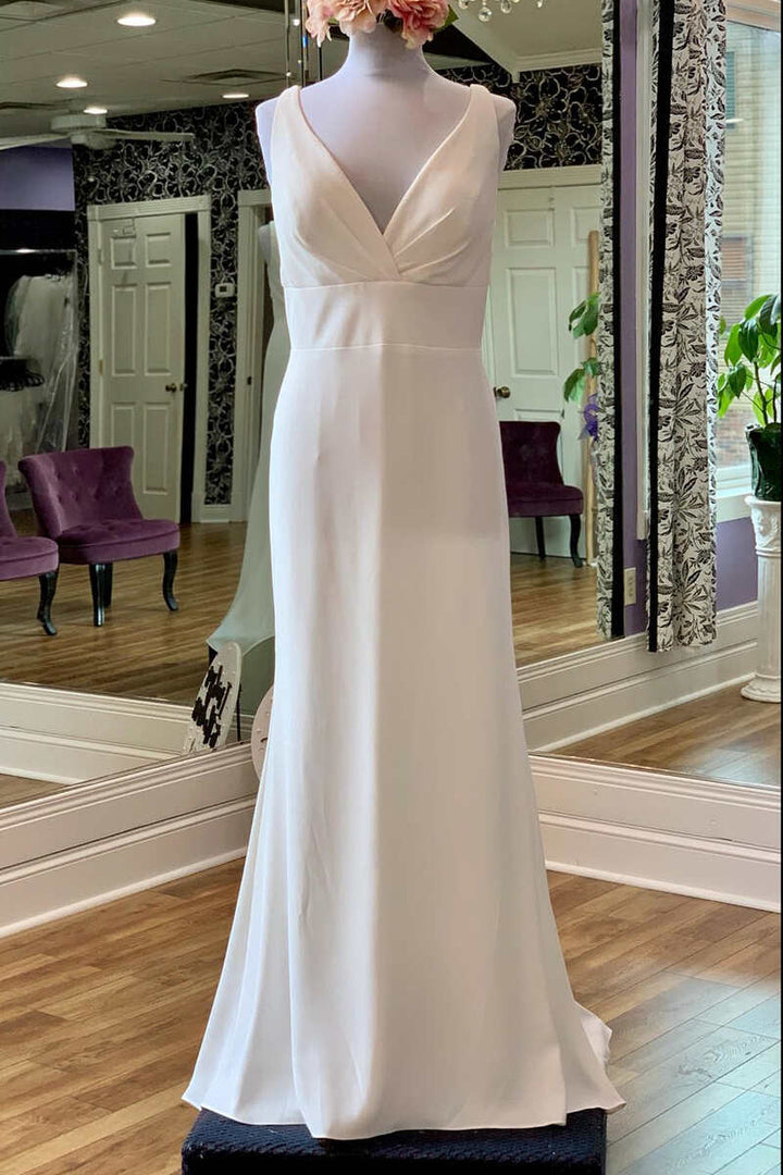 White V-Neck Square Back Long Bridal Gown Pure Color
