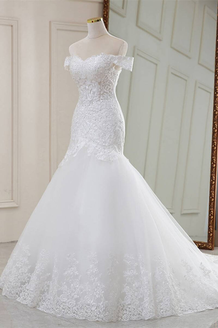 White Lace Off-the-Shoulder Trumpet Long Wedding Dress Beautiful