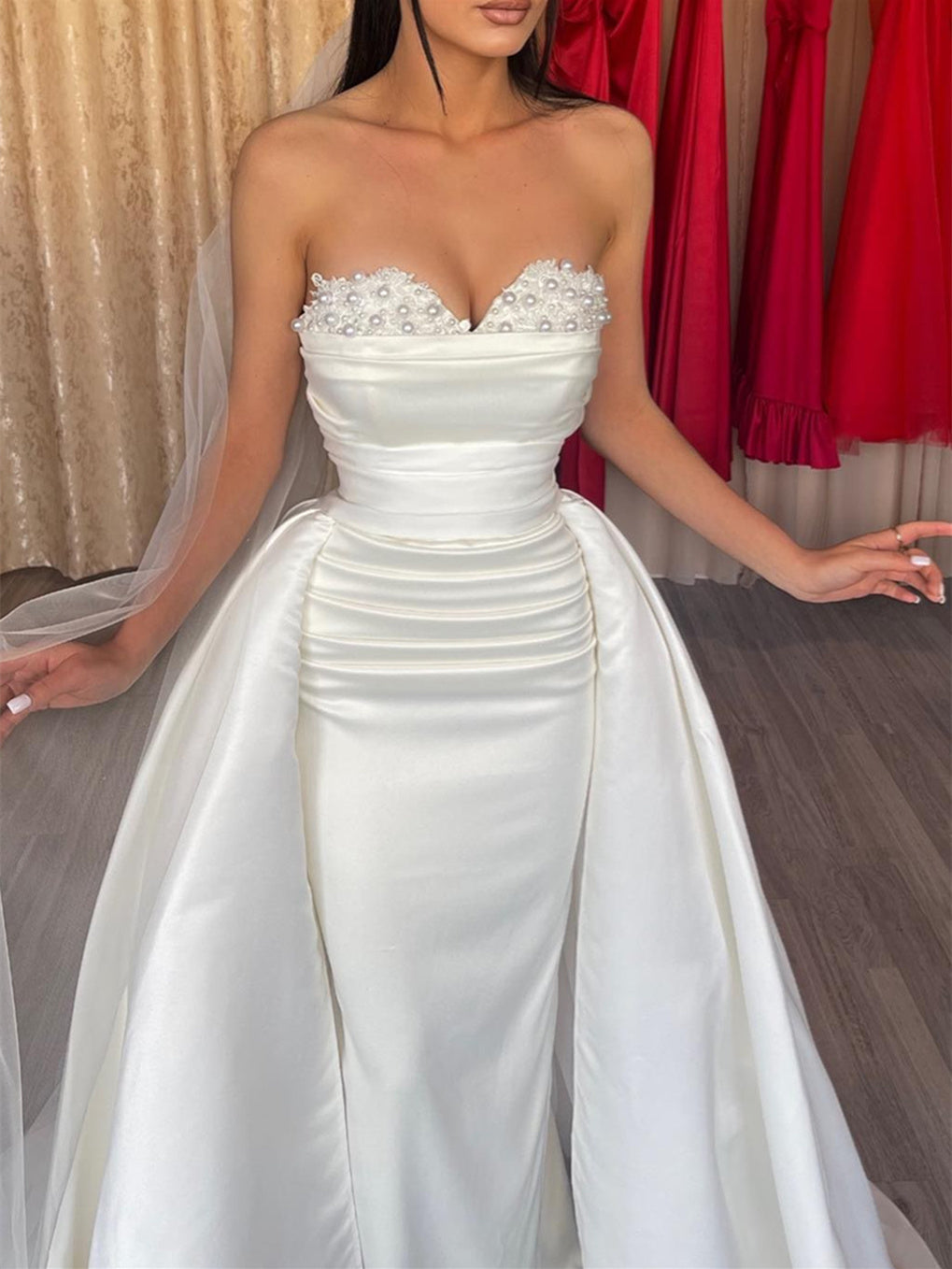 Sheath/Column Strapless Floor-Length Wedding Dress Off Shoulder