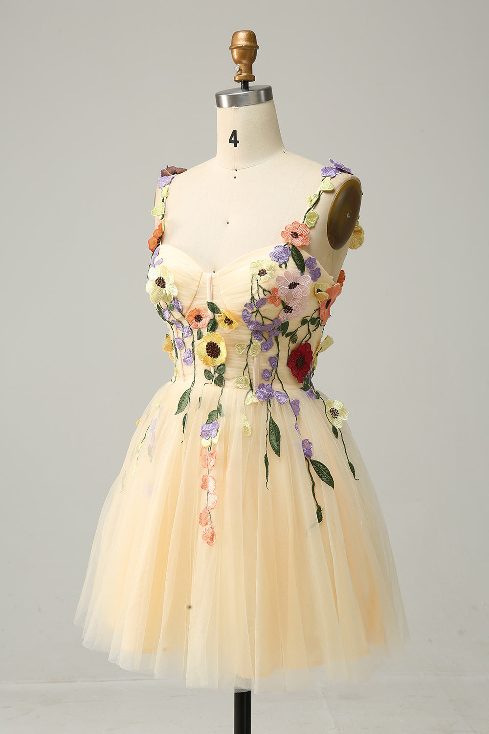 Champagne A Line Spaghetti Straps Short Homecoming Dress with Appliques With Flowers