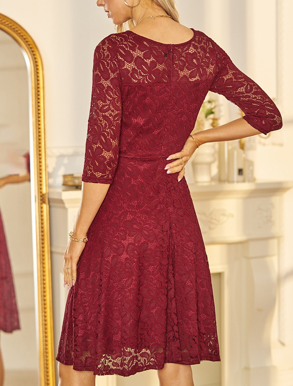 A-Line/Princess V-Neck Lace Wedding Guest Cocktail Dresses With Applique Short