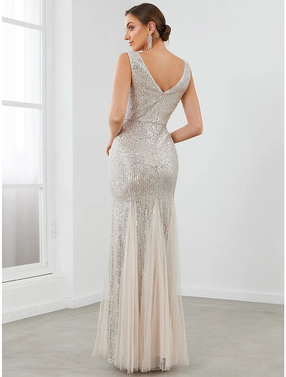 Mermaid / Trumpet Evening Gown Elegant Dress Formal Evening Floor Length Sleeveless V Neck Sequined V Back with Sequin