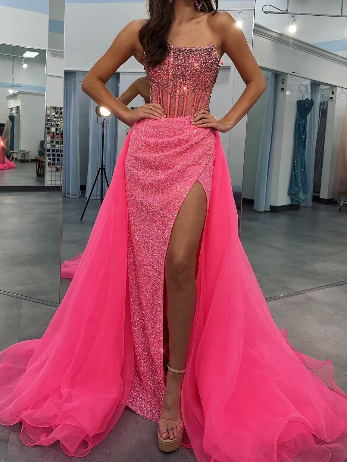 Sheath/Column Strapless Long Dresses With Sequins & Split Side Sparkly Evening Dresses
