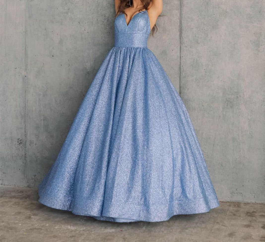 Ball Gown Spaghetti Straps V-Neck Sleeveless Floor-Length Long Prom Dresses Sparkly