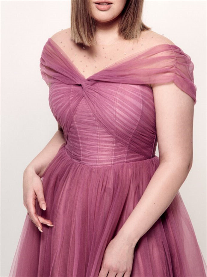 A-Line/Princess Off-The-Shoulder Short Sleeves Knee-Length Plus Size Cocktail Dresses Sexy