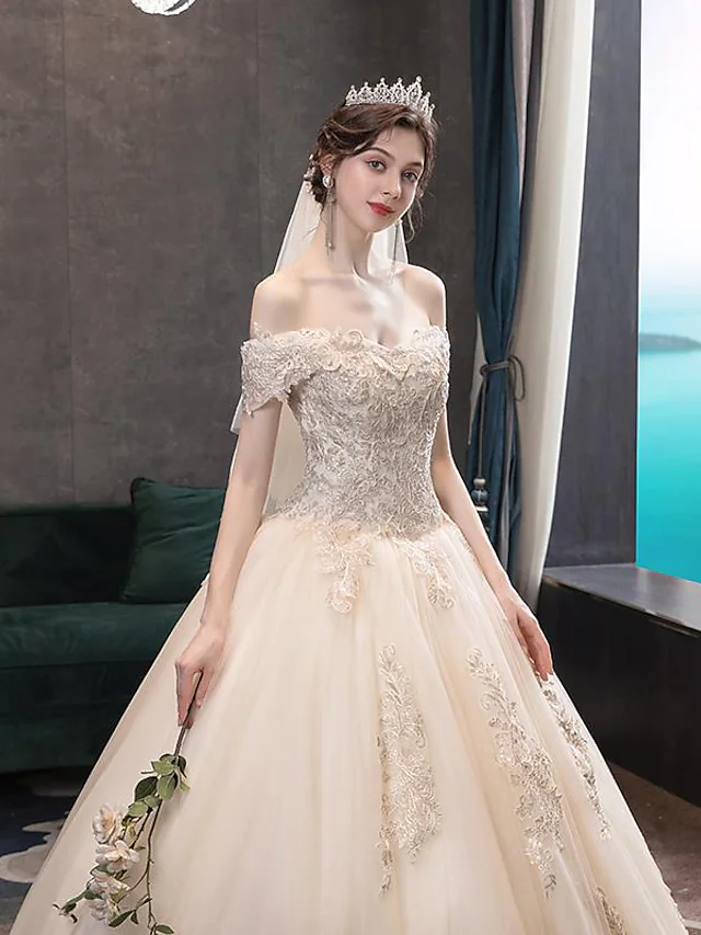 Princess Ball Gown Wedding Dresses Off Shoulder Floor Length Lace Tulle Sequined Short Sleeve Formal Romantic Luxurious Sparkle & Shine with Pleats