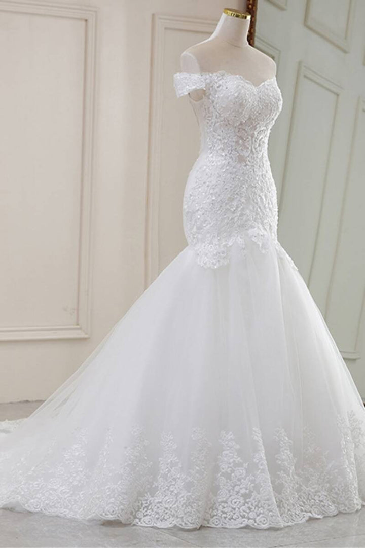 White Lace Off-the-Shoulder Trumpet Long Wedding Dress Beautiful