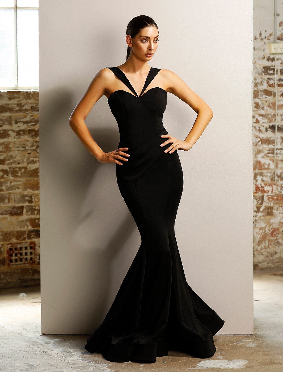 Mermaid / Trumpet Minimalist Elegant Engagement Formal Evening Birthday Dress Halter Neck Sleeveless Floor Length Stretch Satin