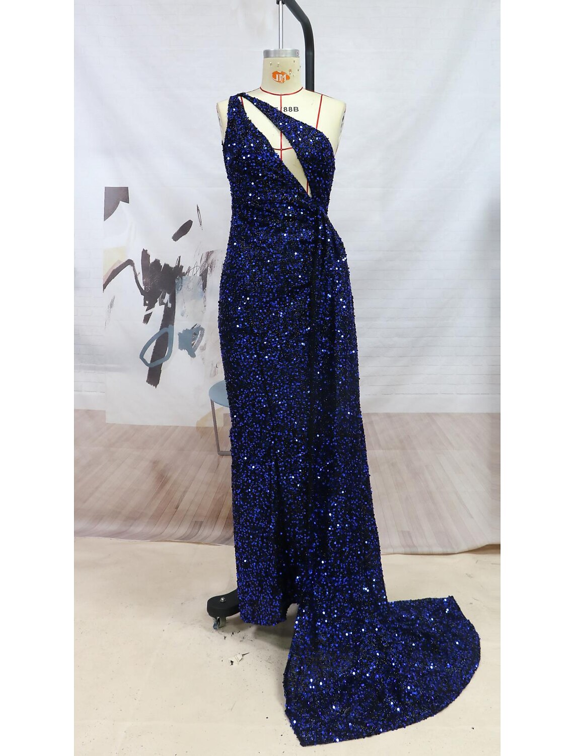 Mermaid / Trumpet Sparkle & Shine High Split Prom Formal Evening Dress One Shoulder Sleeveless Court Train Sequined