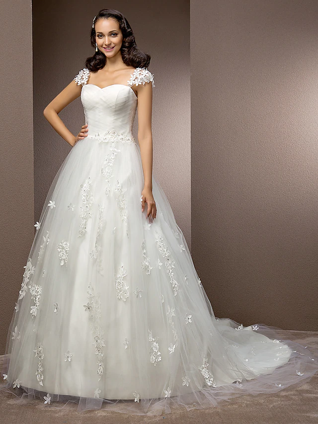 Ball Gown Wedding Dresses Square Neck Court Train Tulle Short Sleeve with Ruched Flower