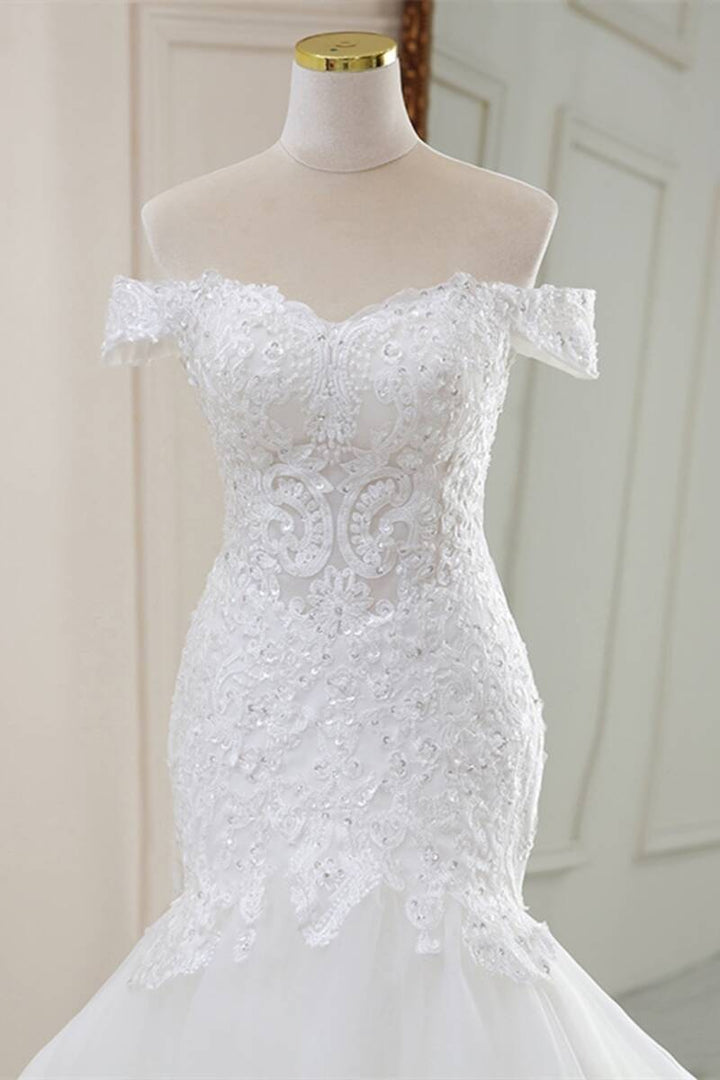 White Lace Off-the-Shoulder Trumpet Long Wedding Dress Beautiful
