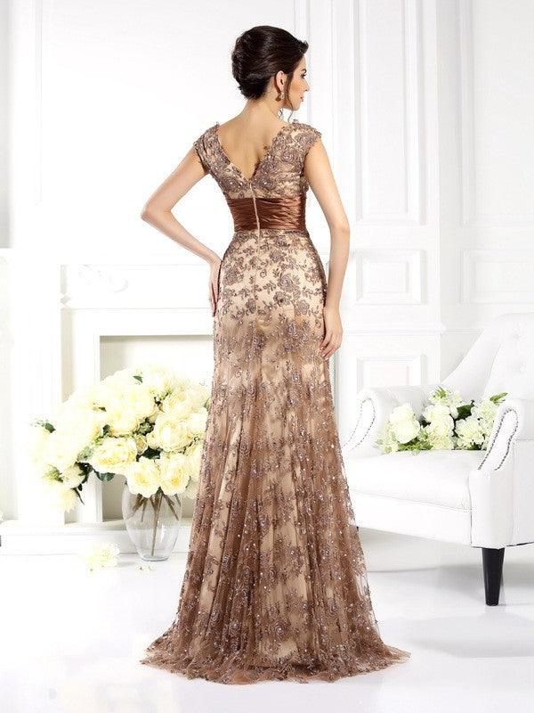 A-Line Princess V-neck Ruffles Sleeveless Lace Mother of the Bride Dresses