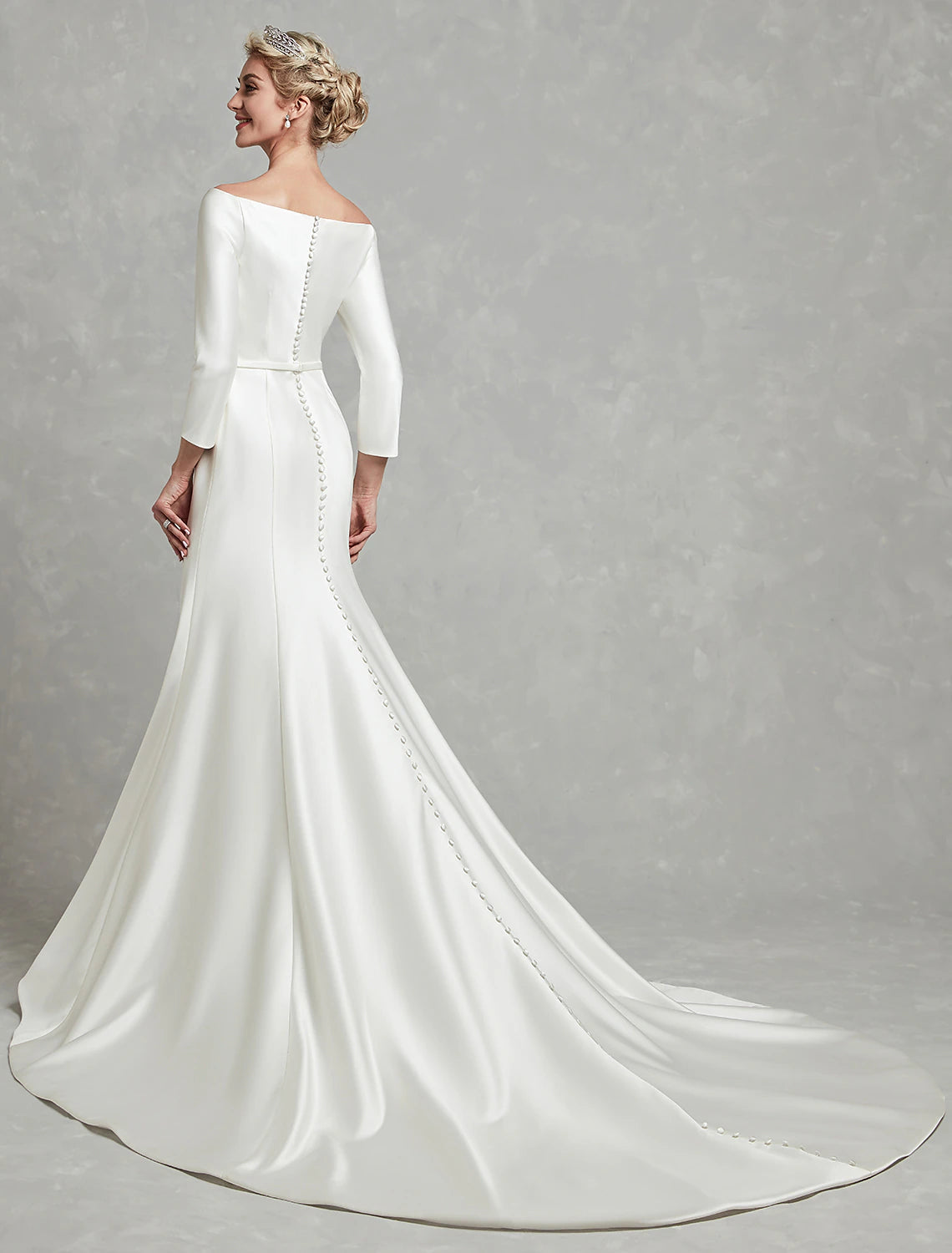 Simple Wedding Dresses Mermaid / Trumpet Off Shoulder 3/4 Length Sleeve Chapel Train Satin Bridal Gowns With Pleats