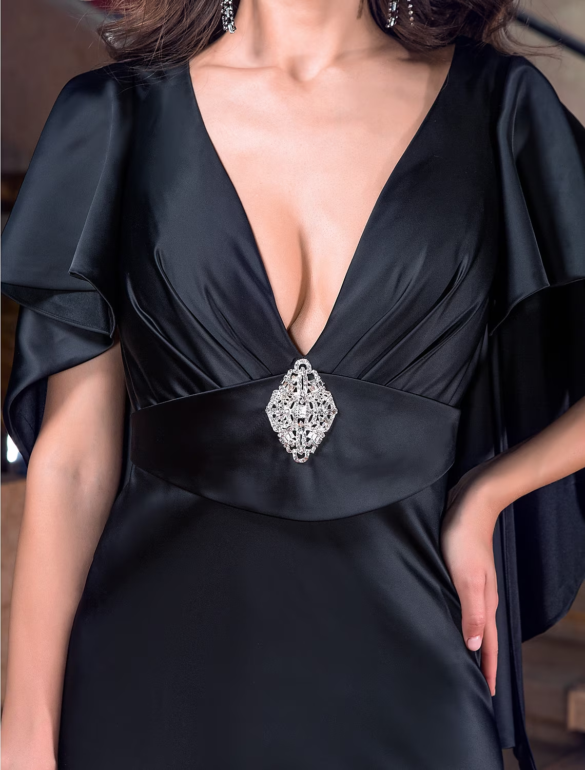 Mermaid / Trumpet Celebrity Style Dress Formal Evening Sweep / Brush Train Sleeveless Plunging Neck Stretch Satin V Back