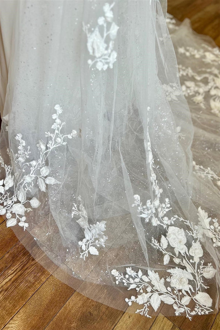 Ivory Off-the-Shoulder Appliques Straps Sweeping Long Wedding Dress Sexy