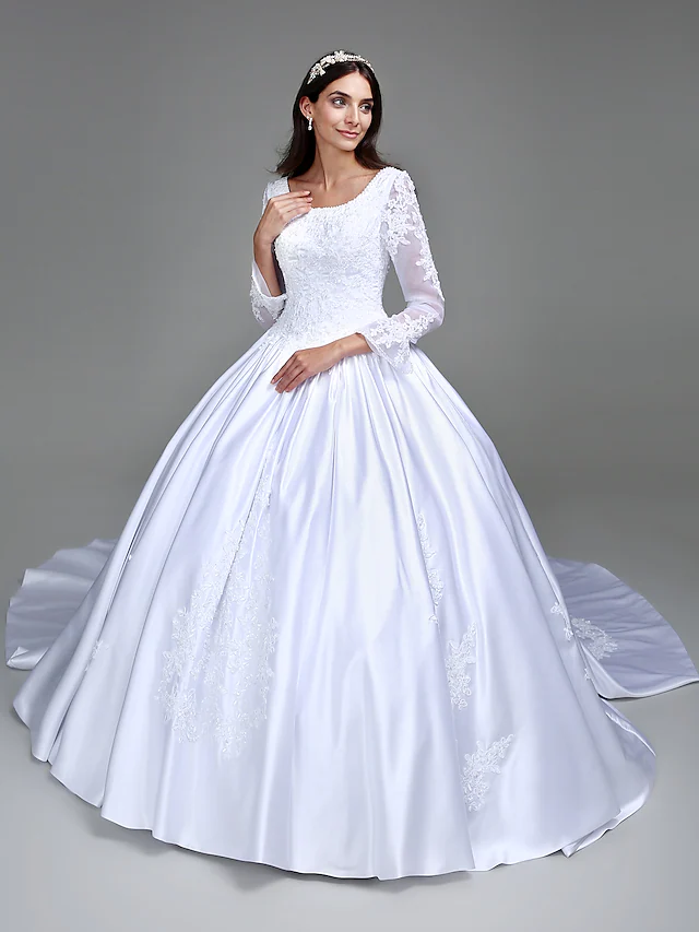 Ball Gown Wedding Dresses Scoop Neck Satin Long Sleeve Simple Vintage See-Through with Beading