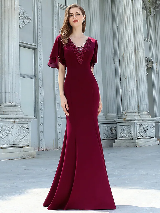 V Neck Floor Length Chiffon Bridesmaid Dress with Appliques Pure Color