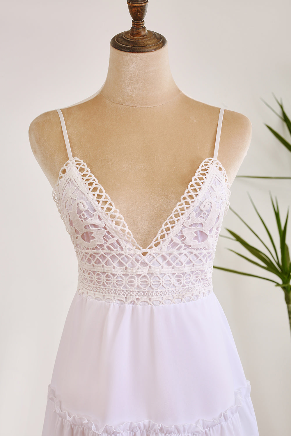 Cute A Line Lace Suspender Patchwork Backless Bow White Short Graduation Dress Pure Color