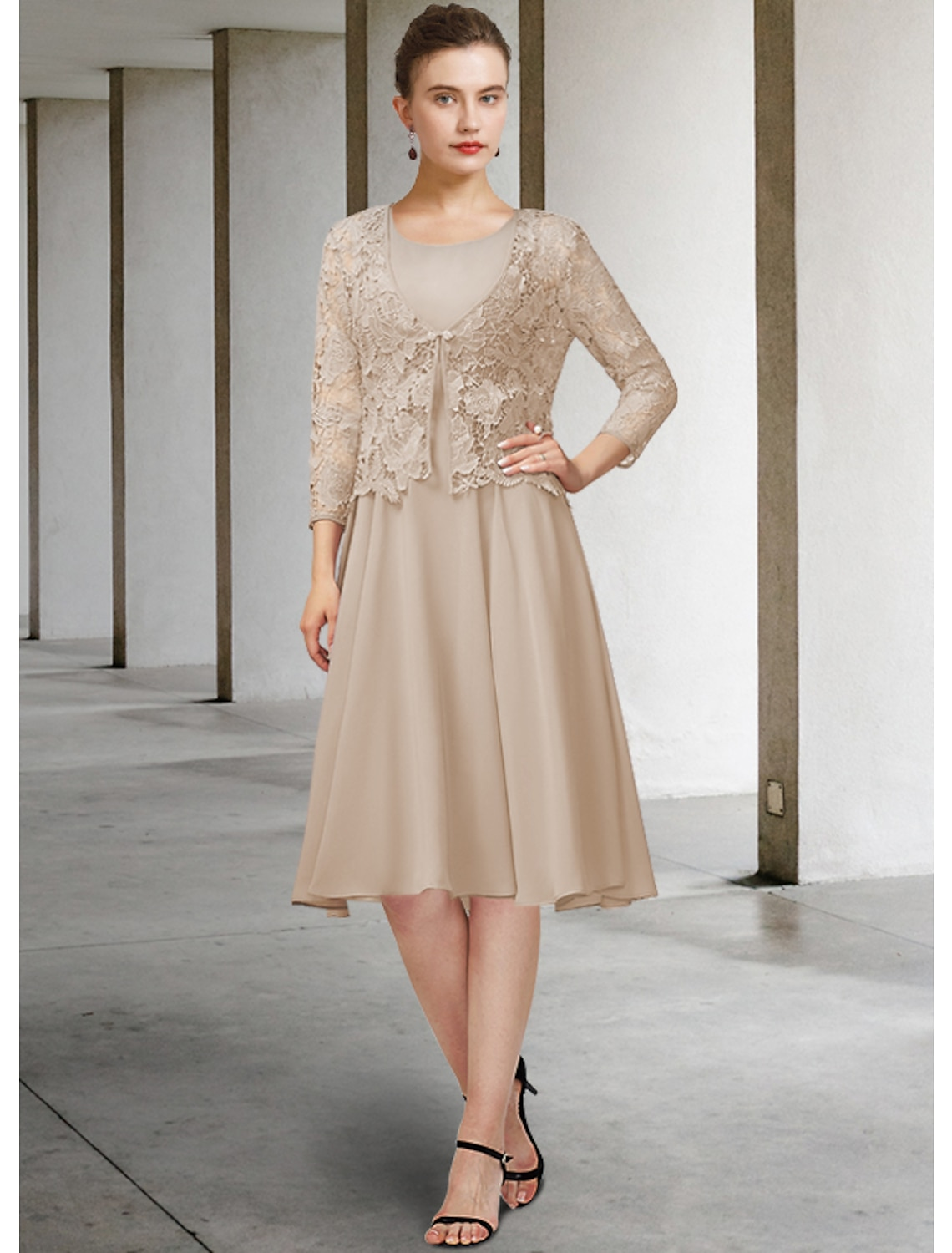 Two Piece A-Line Mother of the Bride Dress Elegant Jewel Neck Knee Length Chiffon Lace 3/4 Length Sleeve with Bow(s)