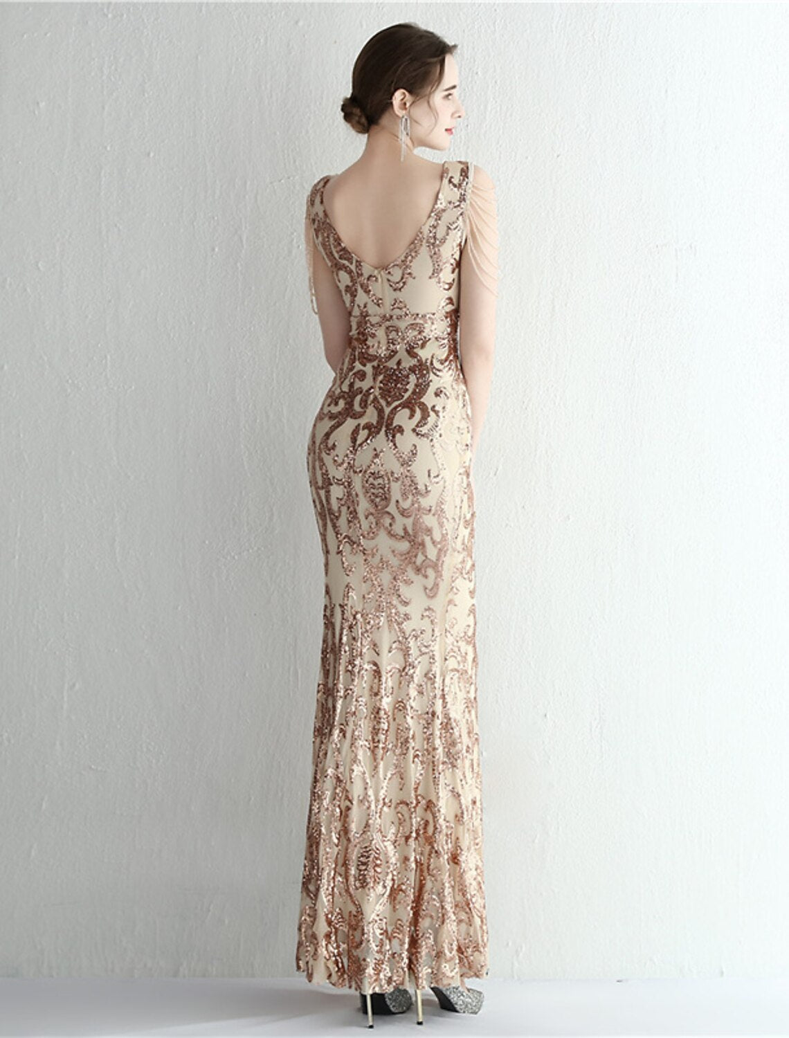 Mermaid / Trumpet Evening Gown Sparkle & Shine Dress Formal Floor Length Short Sleeve V Neck Sequined