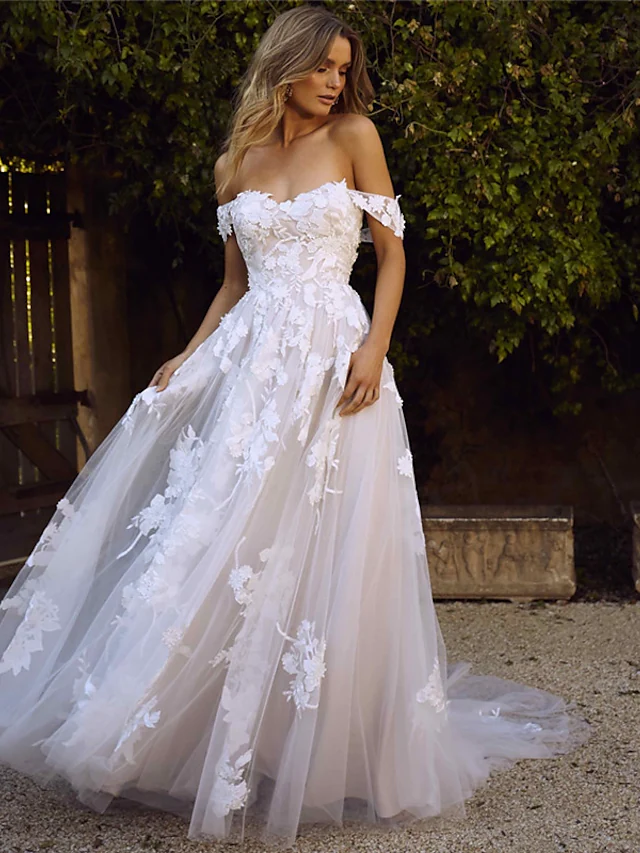A-Line Wedding Dresses Sweetheart Neckline Court Train Lace Tulle Cap Sleeve Glamorous Backless
