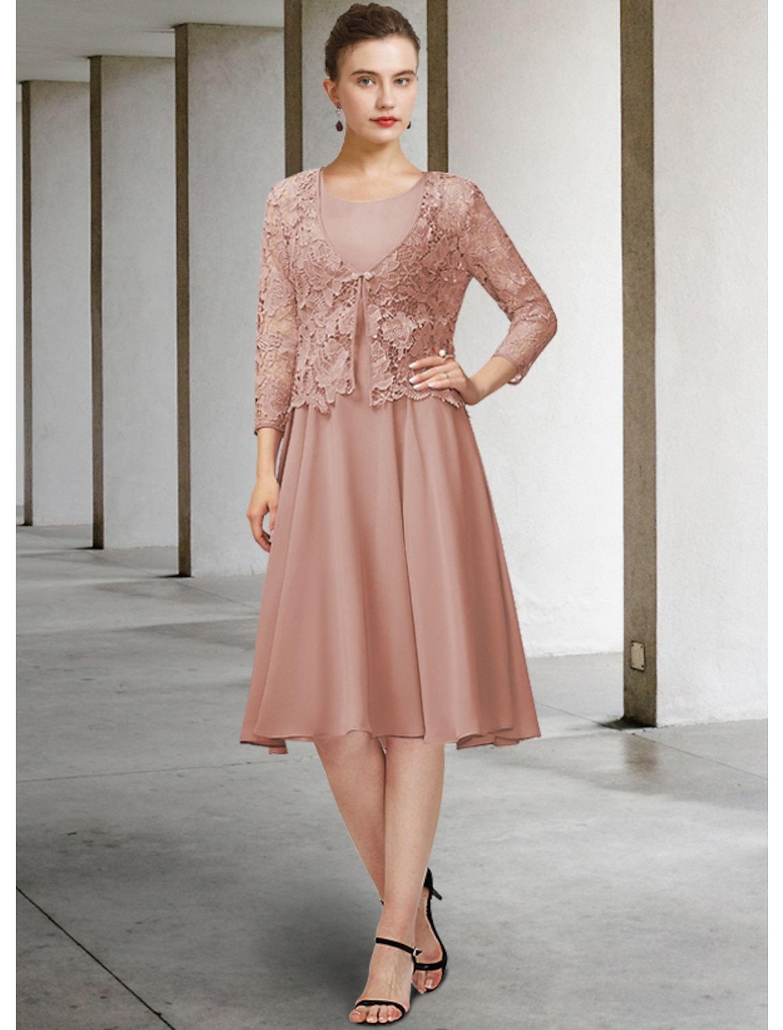Two Piece A-Line Mother of the Bride Dress Elegant Jewel Neck Knee Length Chiffon Lace 3/4 Length Sleeve with Bow(s)