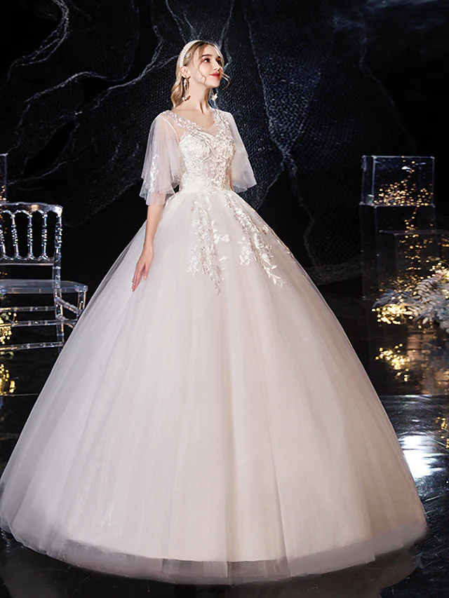 Princess Ball Gown Wedding Dresses V Neck Floor Length Lace Tulle Half Sleeve Formal Romantic