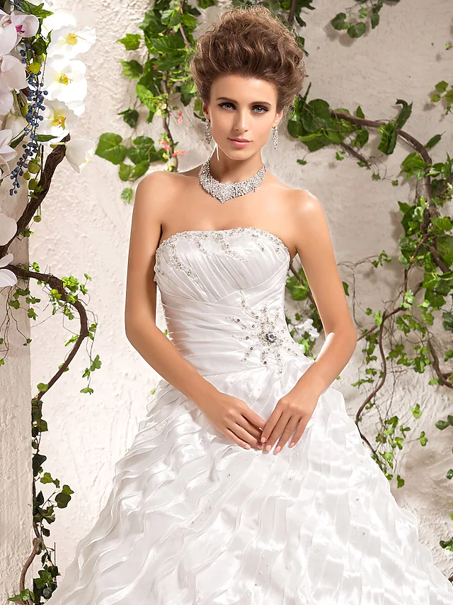 Ball Gown Wedding Dresses Strapless Floor Length Taffeta Sleeveless with Beading Cascading Ruffle