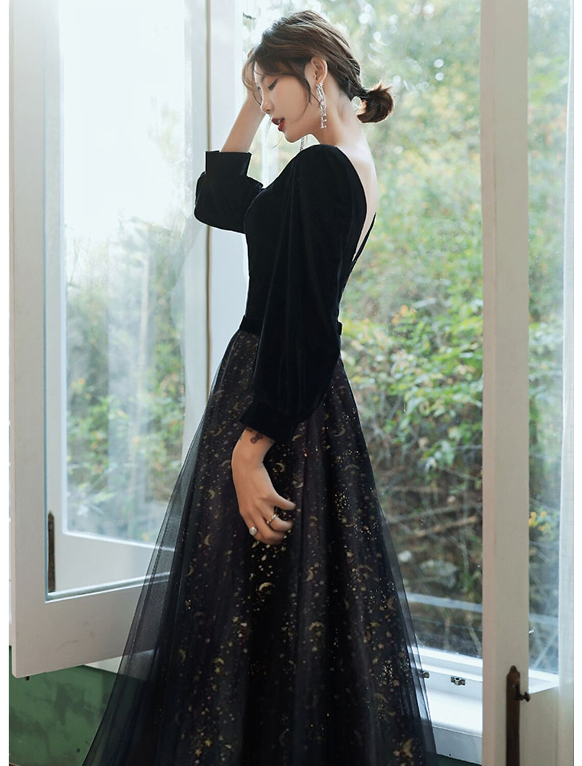 A-Line Evening Gown Sparkle Dress Wedding Guest Floor Length Long Sleeve V Neck Satin