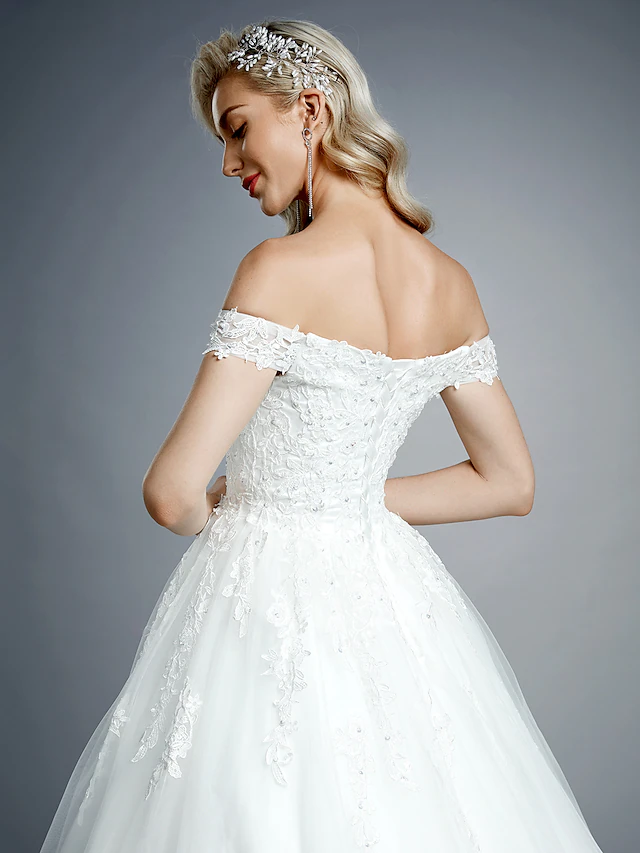 Ball Gown Wedding Dresses Off Shoulder Court Train Lace Tulle Short Sleeve Romantic Sparkle & Shine with Beading